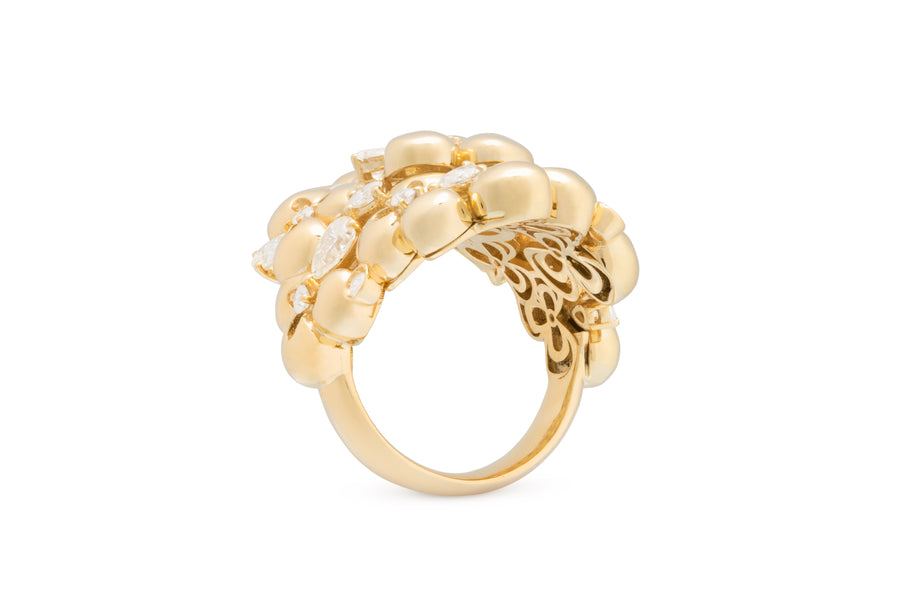 Ischia ring in 18kt yellow gold set with white diamonds (1.63 carats)