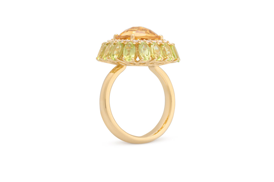 Procida ring in 18kt yellow gold set with white diamonds, peridot, and citrine