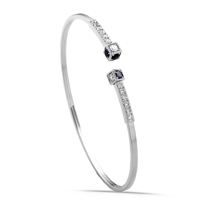 Faro bracelet in 18K white gold set with white diamonds (approx. 0.56 cts) and blue sapphires (approx. 0.45 cts)
