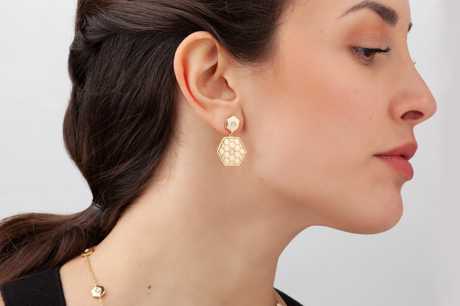 Baia Sommersa earrings in 18K yellow gold set with white diamonds (approx. 0.20 cts)