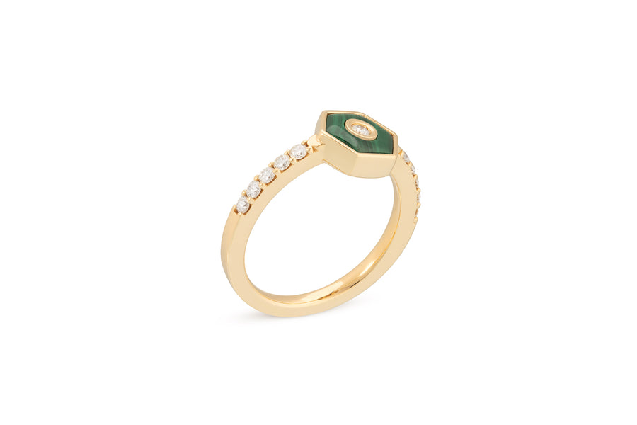 Baia Sommersa ring in 18K yellow gold set with white diamonds (approx. 0.39 cts) and malachite
