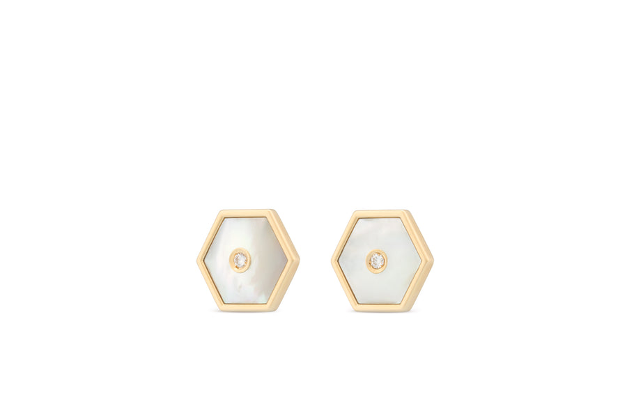 Baia Sommersa stud earrings in 18K yellow gold with white diamonds and mother of pearl