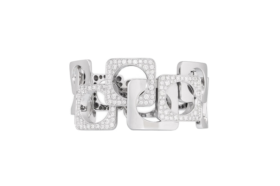 Large bracelet in 18kt white gold with square elements set with white diamonds (approx. 6.35 carats)